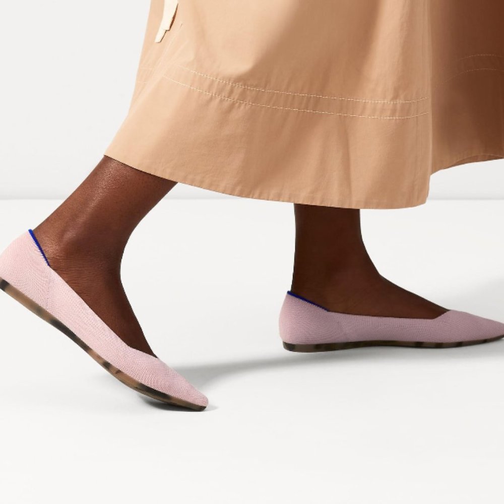 Blush Rothy's Point Size 11 - Picture 2 of 6